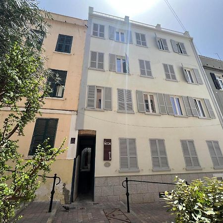 Peaceful 1Br With Shared Terrace At The Nook Apartamento Gibraltar Exterior foto